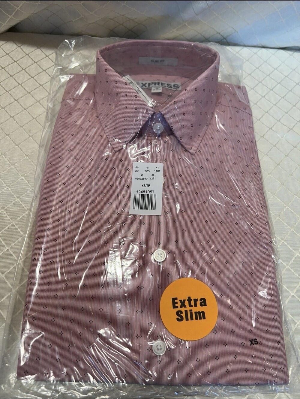 Express Button Up Shirt Mens XS 13-13.5 Pink Slim Fit NWT